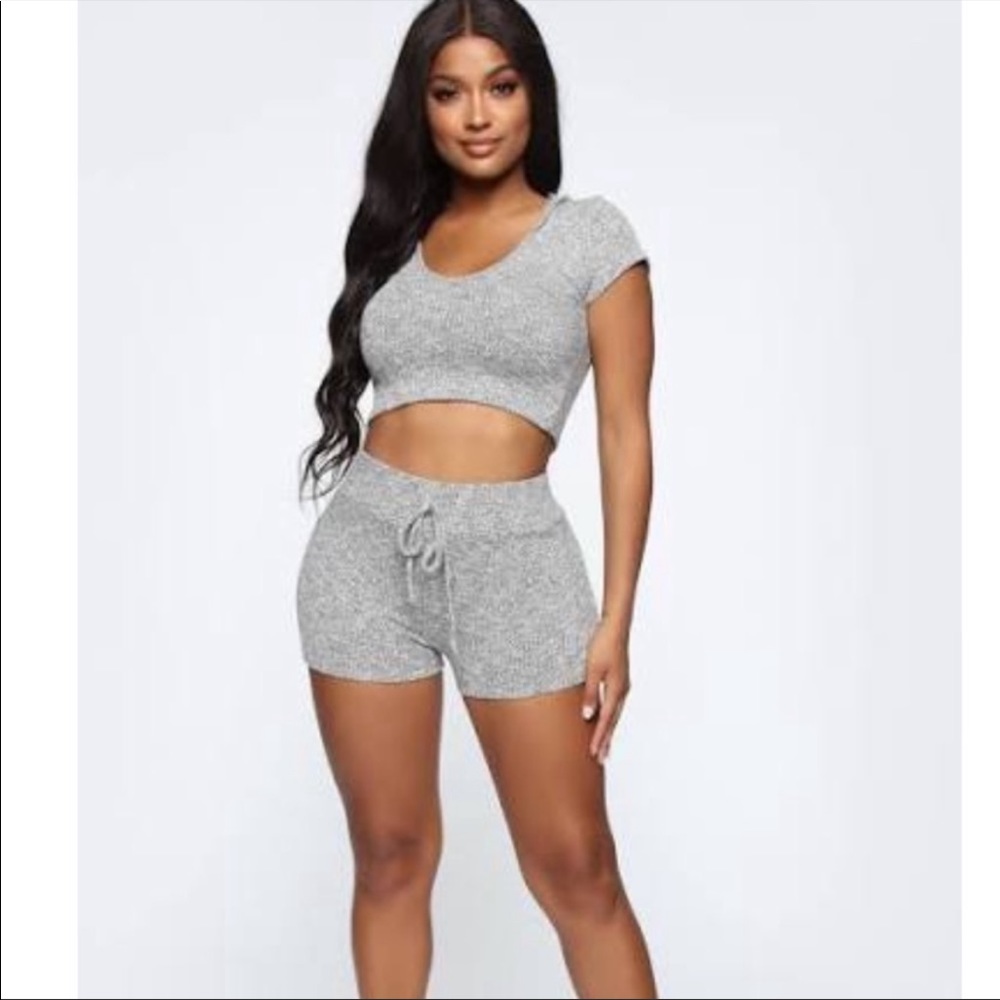 Fashion Nova tie shorts